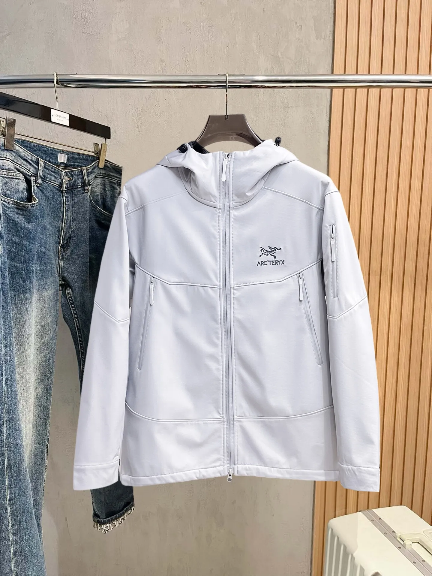 Same Style， ， 2026 New Arrival ， Original Premium Breathable ， ， ， Quality。 ， Sizes：M～3XL，